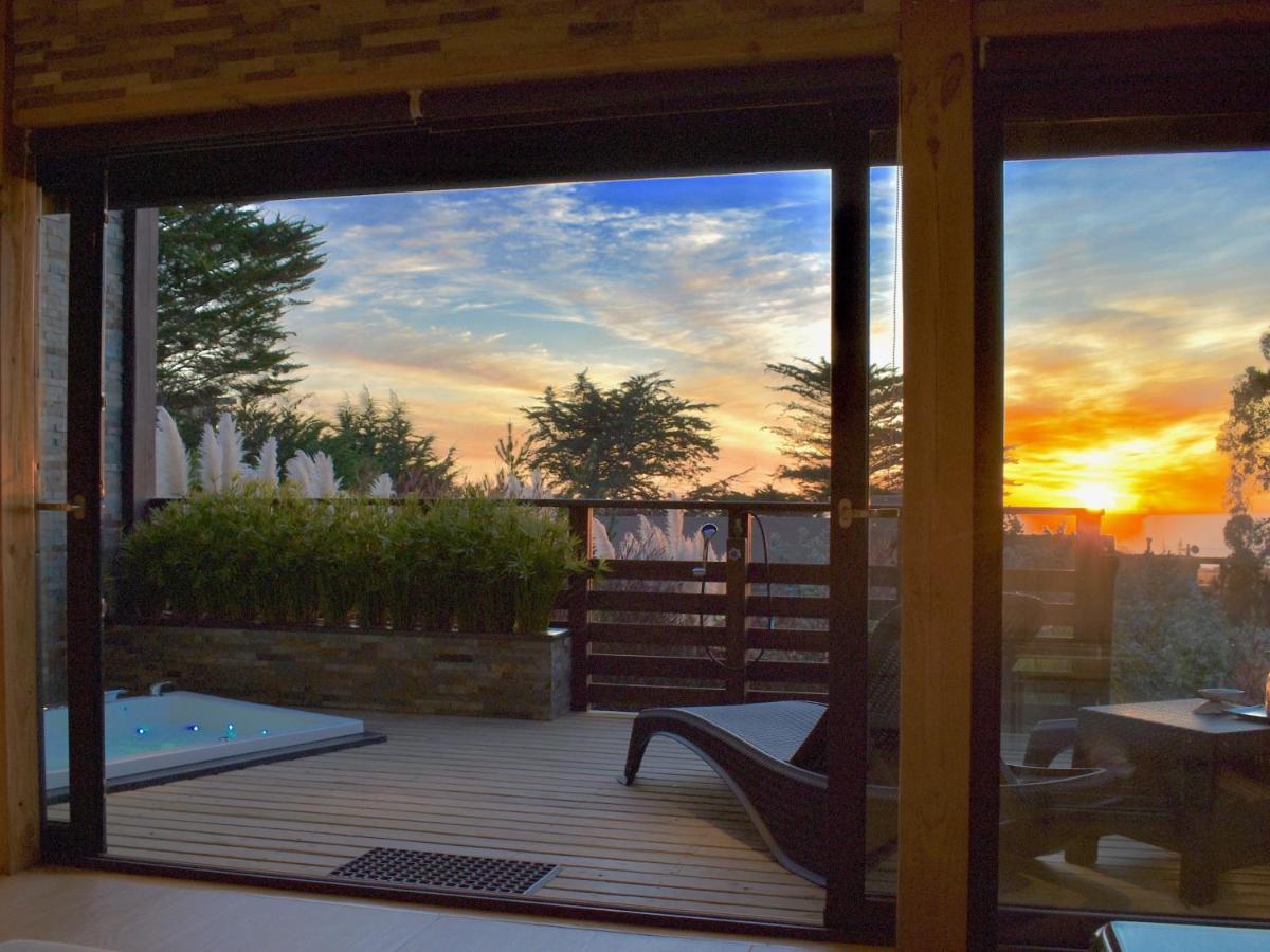 ---- Escapada De Lujo Para Dos ---- Casa Boutique Privada - Vistas Al Oceano - Parrilla Y Fogon En Quincho Privado - Insumos Desayuno - Tu Estadia Incluye Gratis 1 Sesion De Hidromasaje & Cromoterapia Bajo Las Estrellas En Jacuzzi Privado (Adults Onl Pichilemu Eksteriør billede